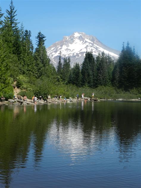 Mirror Lake, Oregon | Scenic photos, Places to visit, Scenic