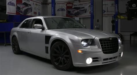 Chrysler 300C SRT8 Transforms into Budget Hellcat-Fighter