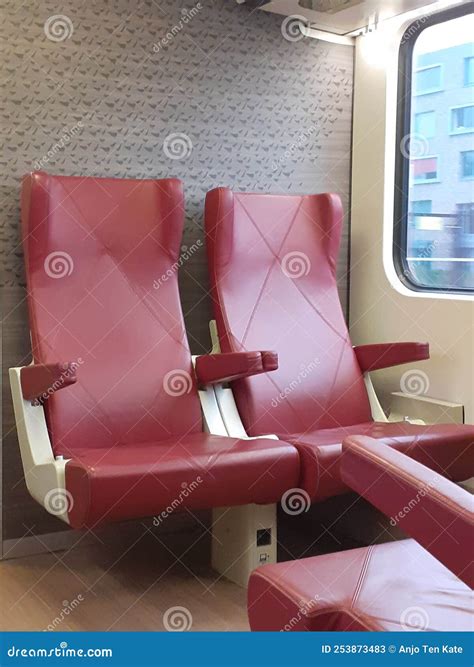 The secret oakville go train seat that always stays empty 23