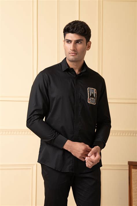 Hilo Design Mens Black Card Shaped Embroidery Shirt Hilo Design