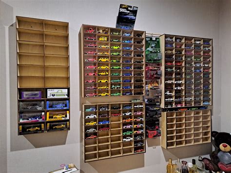 Стійка для машинок Hot Wheels гараж для моделей дисплей хотвілс 770 грн Інші ігрові набори