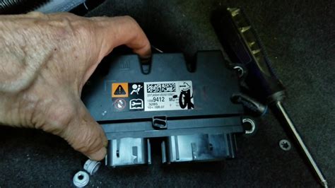 How To Reprogram Airbag Control Module