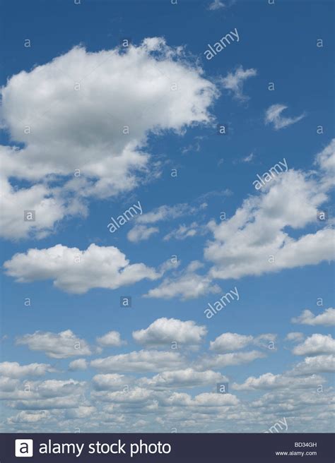 Blauer Himmel Fotos Und Bildmaterial In Hoher Aufl Sung Alamy