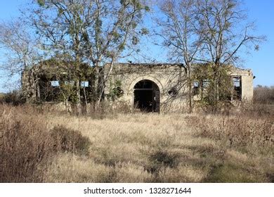 Old School Building Stock Photo 1328271644 | Shutterstock