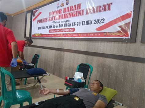 Anggota Bagren Polres Kotawaringin Barat Mengikuti Kegiatan Donor Darah