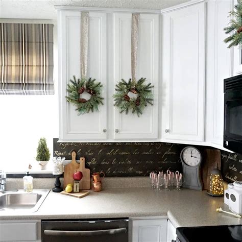 8 Best Farmhouse Kitchen Backsplash Ideas and Designs for 2020