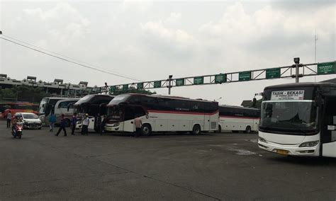 Tren Pulang Kampung Gunakan Transportasi Bus Menurun Go Bekasi