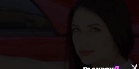 Natural Brunette MILF Model Niemira Showed Her Perfect Natural Big Boobs Tnaflix