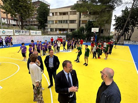 Inaugurato Il Nuovo Campo Da Basket Al Rione Lanera Di Matera Ivl24 It