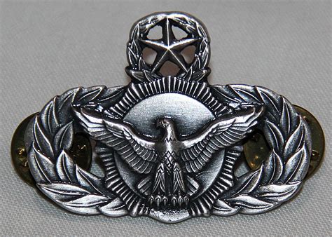 U029. USAF MASTER SECURITY POLICE QUALIFICATION BADGE - B & B Militaria