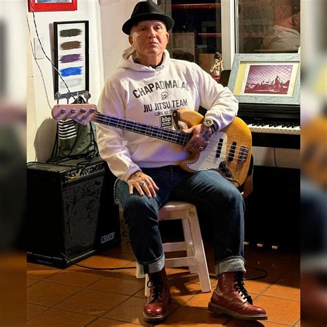 Demi Lovato Poste Una Foto En Bikini Sin Photoshop Y Reflexion Adivin Qu Es Celulitis