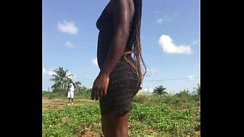 Crazybitch Enjoys Twerking Her Big Ass Outdoor XVIDEOS