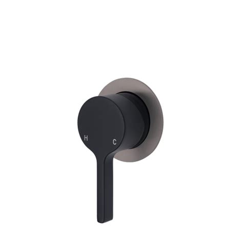 Sansa Wallshower Mixer Matte Black W Small Gm Plate Beaumont Tiles