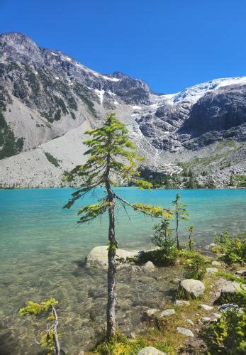 Joffre Lakes Photo | Hiking Photo Contest | Vancouver Trails