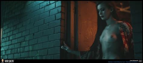 Naked Lara Schwerdt In Skinford