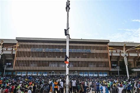 Pro Coup Rally Draws Thousands In Niger After Military Leader Warns