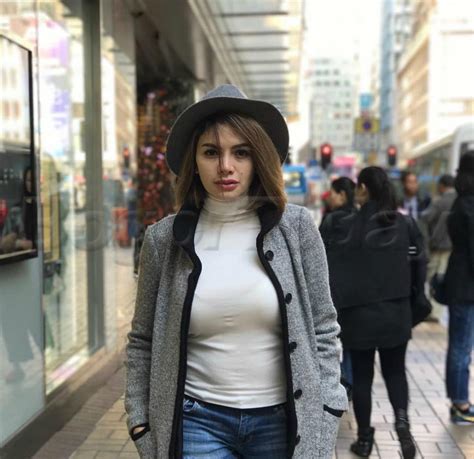 Nikita Mirzani Buka Outlet Bikini Di Bali Bogor Today