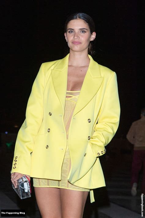 Sara Sampaio Nude The Fappening Photo FappeningBook