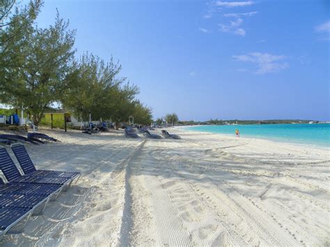 Half Moon Cay - Bahamas | Beautiful places, Favorite vacation, Favorite places