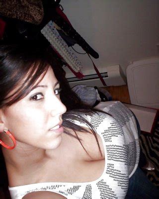 Big Boobed Brunette Self Shot Amateur Hottie Porn Pictures XXX Photos Sex Images