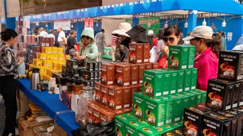 China S Retail Sales Jump 18 4 In April SHINE News