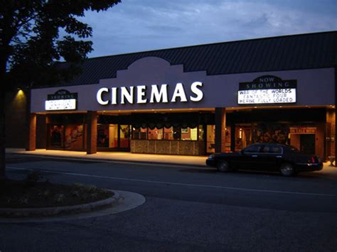 Triangle Cinemas At Six Forks In Raleigh Nc Cinema Treasures