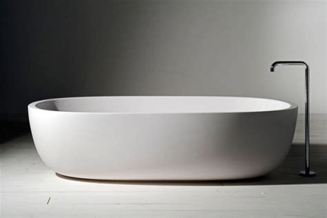 10 Easy Pieces Modern Bathtubs Remodelista