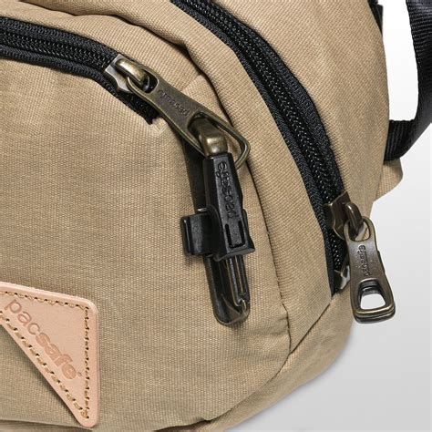 Pacsafe Vibe 100 Hip Pack - Hike & Camp