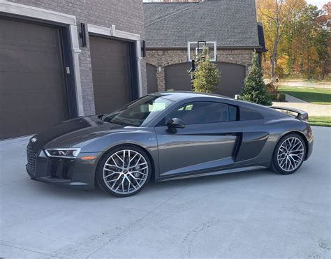 5k Mile 2017 Audi R8 V10 Plus Quattro PCARMARKET