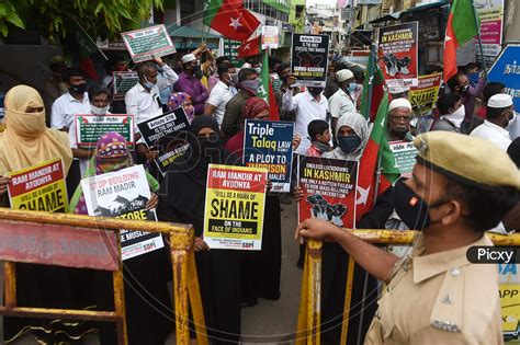 Image Of Members Of Social Democratic Party Of India Sdpi Stage A