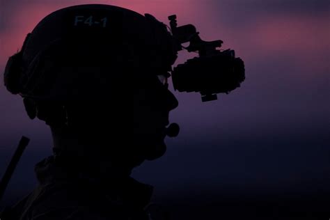 Us Armed Forces Pursue Advanced Night Vision Systems