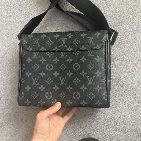 Louis Vuitton Messenger Bag Depop