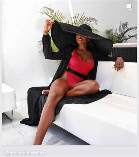 8 Hot Sexy Jennie Jenkins Bikini Pics