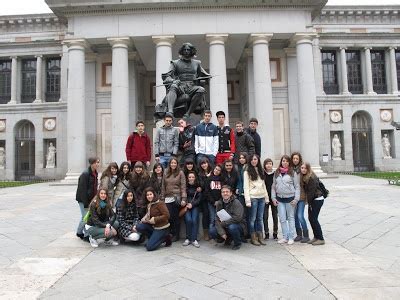 Excursi N Museo Del Prado Diciembre Street View Scenes Street