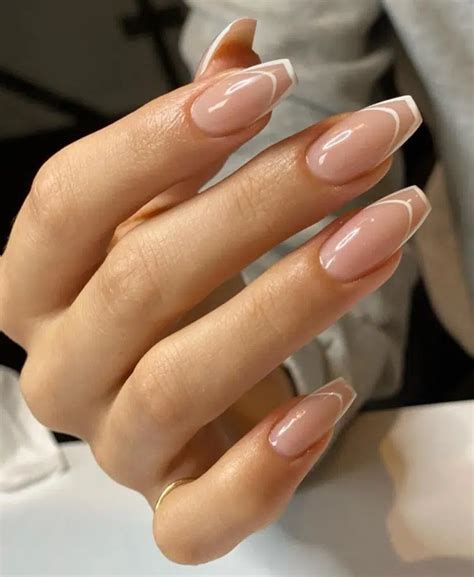 Ongles Nude Pour Femme De Ans Id Es Rajeunissantes Pour L T Deavita Fr