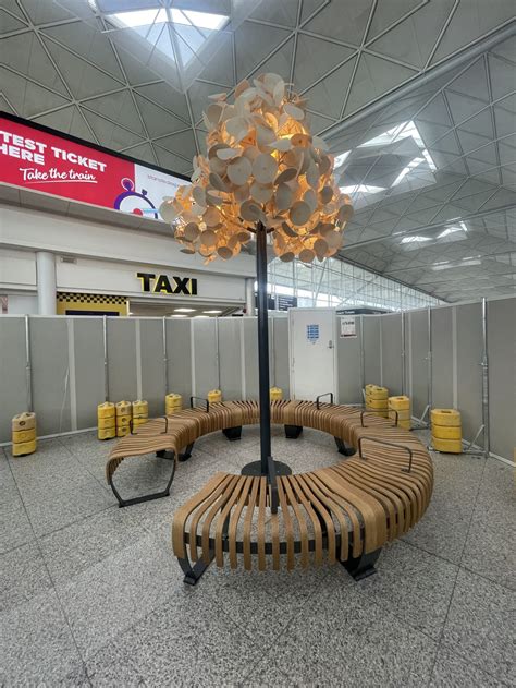 Stansted Airport Lounge - Fado – Refurbishment, Repurposing and