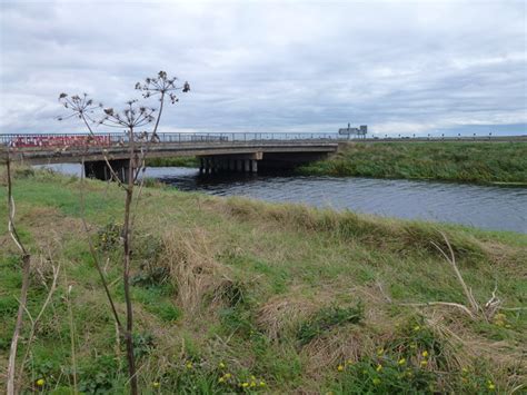 Bedlam Bridge And The Sixteen Foot Drain © Richard Humphrey Geograph