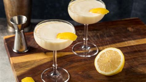 21 Best White Wine Cocktails to Drink in 2023 - MyBartender