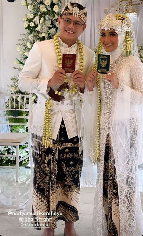 Potret Akad Nikah Nadya Mustika Rahayu Dan Iqbal Rosadi