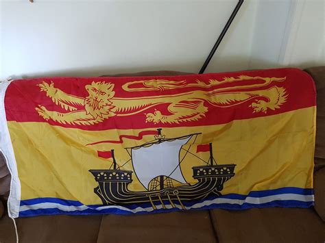 NEW BRUNSWICK FLAG (MADE IN CANADA) *3' X 6'* (GOOD QUALITY)