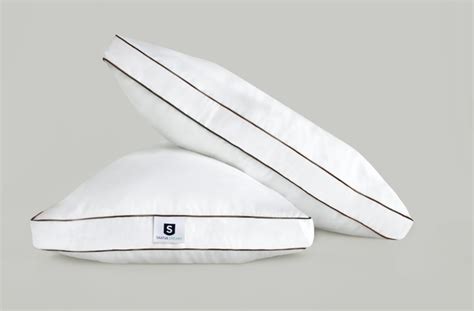 Saatva Pillow Review 2024 | Bed Pillows | U.S. News