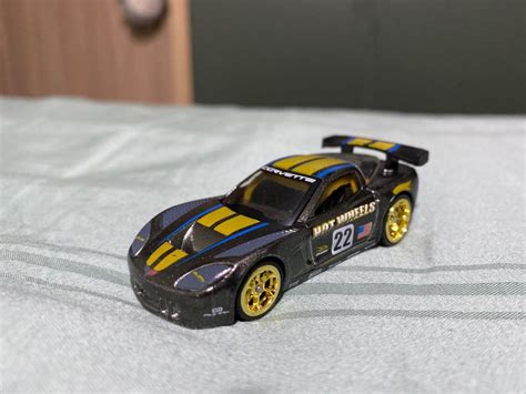 Hot Wheels Super Treasure Hunt Corvette C R Hobbies Toys Toys Games On Carousell