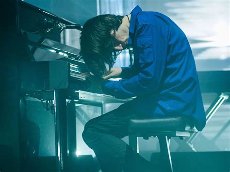 Jonny Greenwood de Radiohead anuncia nueva canción de 8 horas