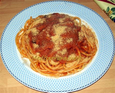 Bucatini Con Acciughe Alla Siciliana Pasta C Nciova E A Muddica