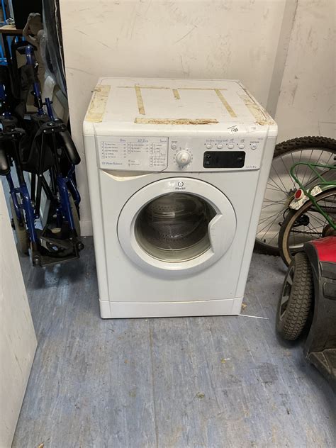Indesit water balance washing machine – Badgers Auctions | On-site and
