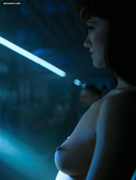Hannah Rose May Nude Boobs Altered Carbon 2018 Nudbay