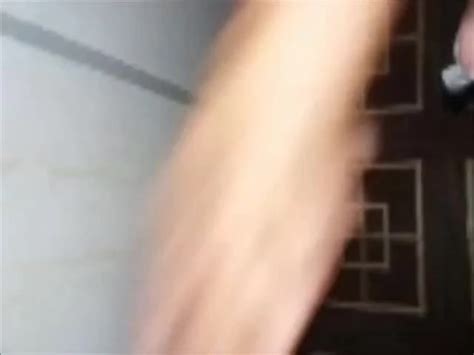 Dindin E Um Fdp Do Meio Do Mundo Em Glory Hole Portuguese Gay Amateur Porn Xhamster