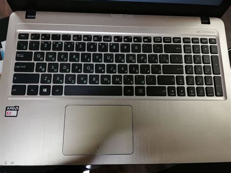 Asus D540y Amd E2-7110 4-ядра 1,80 Ghz