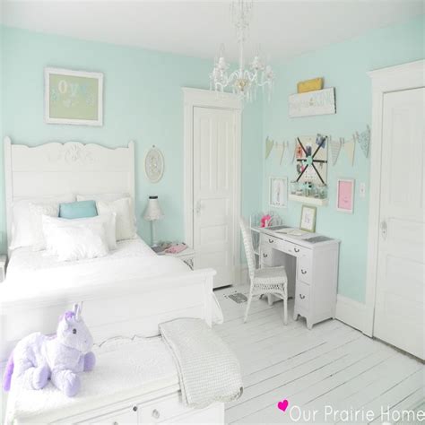 Best 25+ Peach bedroom ideas on Pinterest Peach paint, Peach bedding ...