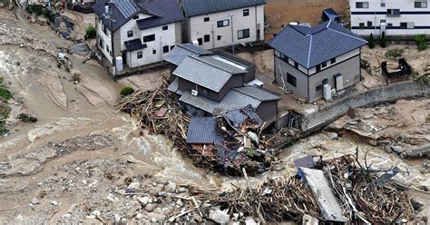 西日本 記録的な大雨：読売新聞